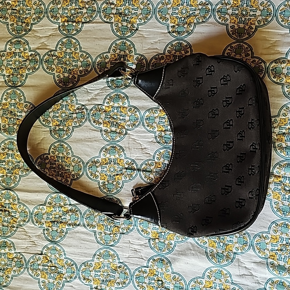VTG Dooney & Bourke Black Monogram Signature Canvas & Leather Hobo Shoulder Bag - Picture 16 of 16